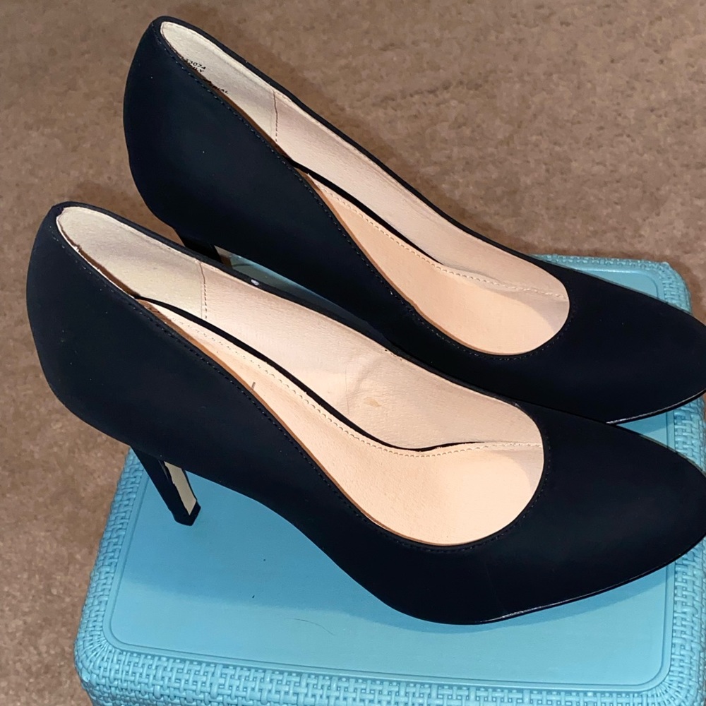 Black heels